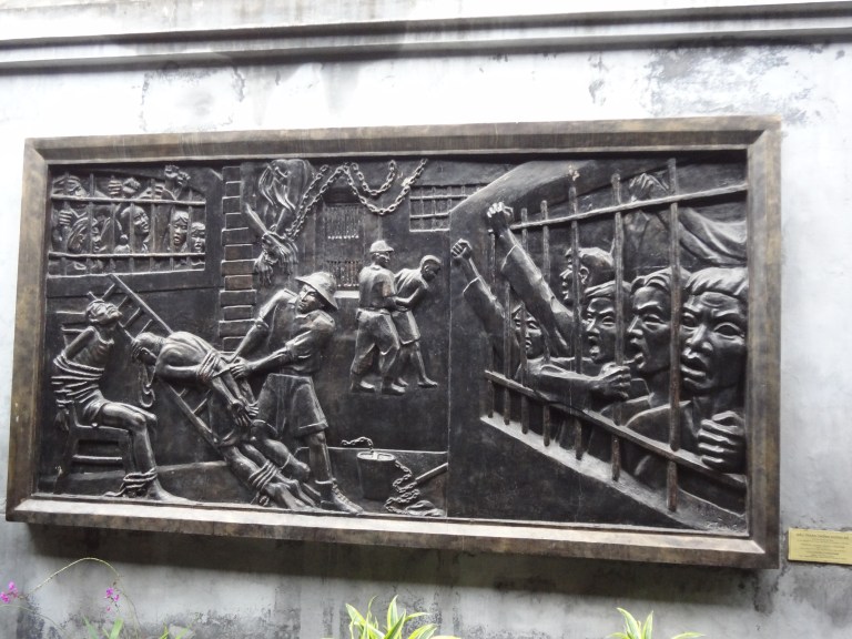15 Hoa Lo Jail 1