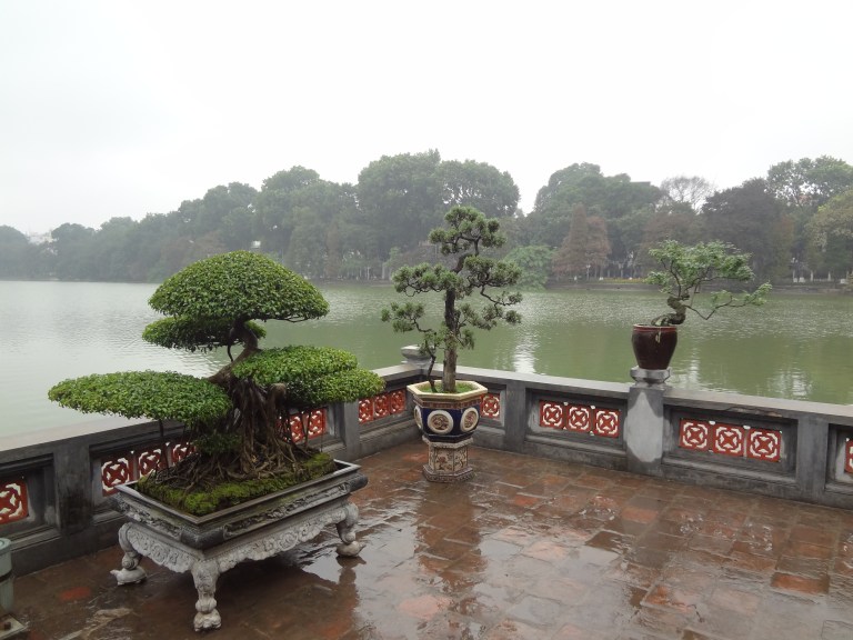 21c Hoan Kiem Lake